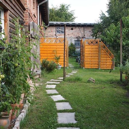 Mesekenhagen Neu Fewo Im Bauernhaus Mit Idyllischem Innenhof Und Naturgarten מראה חיצוני תמונה